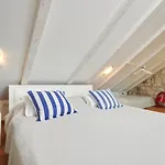 Готель Domus Maritima 3*