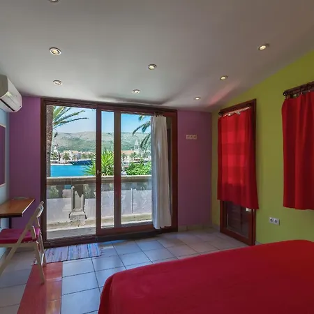 Domus Maritima Hotel