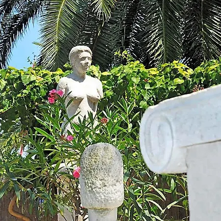 Hotel Domus Maritima 3*