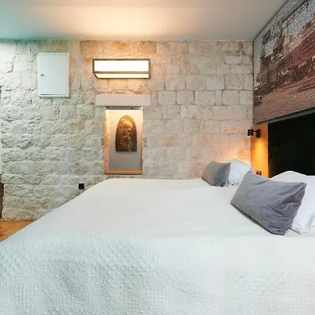 Domus Maritima Szálloda 3*