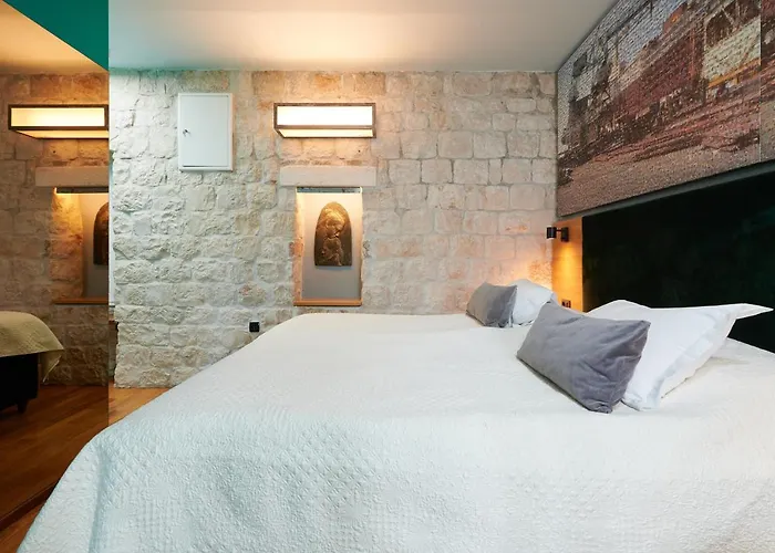 Domus Maritima Szálloda 3*